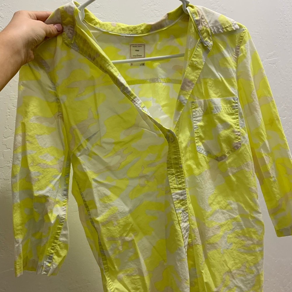button up (neon yellow camo)